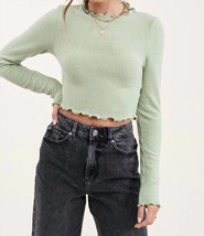 Mimosa ruffle edge ribbed long sleeve crop top in Sage - £22.57 GBP