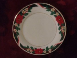 Tienshan Fine China DECK THE HALLS Made in China 7 1/2&quot; Salad Plates (2) - £7.58 GBP