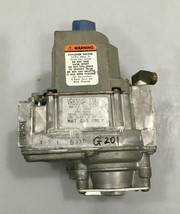 Honeywell Furnace Control Gas Valve VR8304P3381 Nat gas only used #G201 - £58.10 GBP