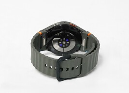 Samsung Galaxy Watch7 SM-L300N 40mm Aluminum Smartwatch - Green image 3