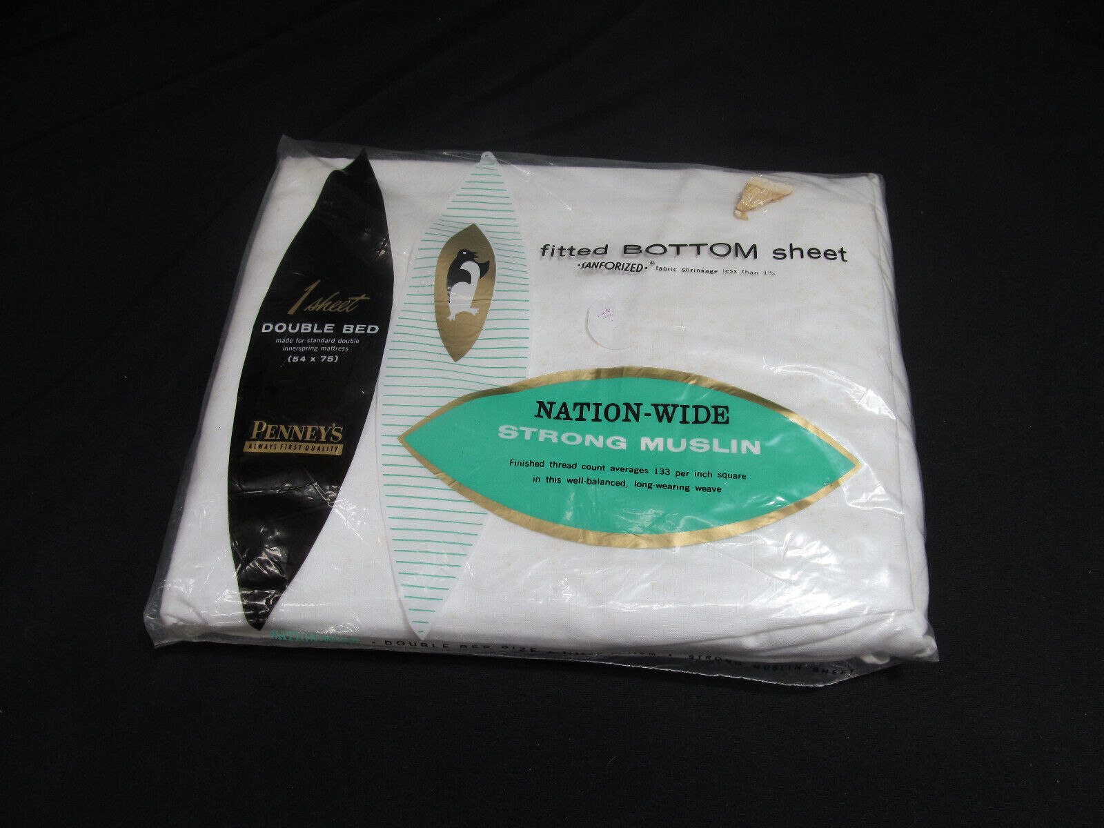 Penney&#39;s fitted full sheet vintage - $13.10