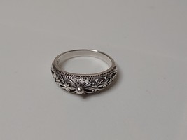 Cute Vintage Sterling Silver 925 Ring Size 7.25 - £23.89 GBP