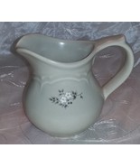 Pfaltzgraff HEIRLOOM CREAMER / Cream Pitcher - Gray/White Floral- 12 oz ... - £3.77 GBP