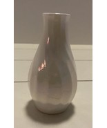 Wedgewood White Iridescent Bone China 3 1/1&quot; Flower Bud Vase Made in Eng... - £10.71 GBP
