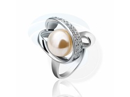 Size 7 Ashbury Metal 18K White Gold Plated Pearl Rhinestone Ladys Ring - £12.61 GBP