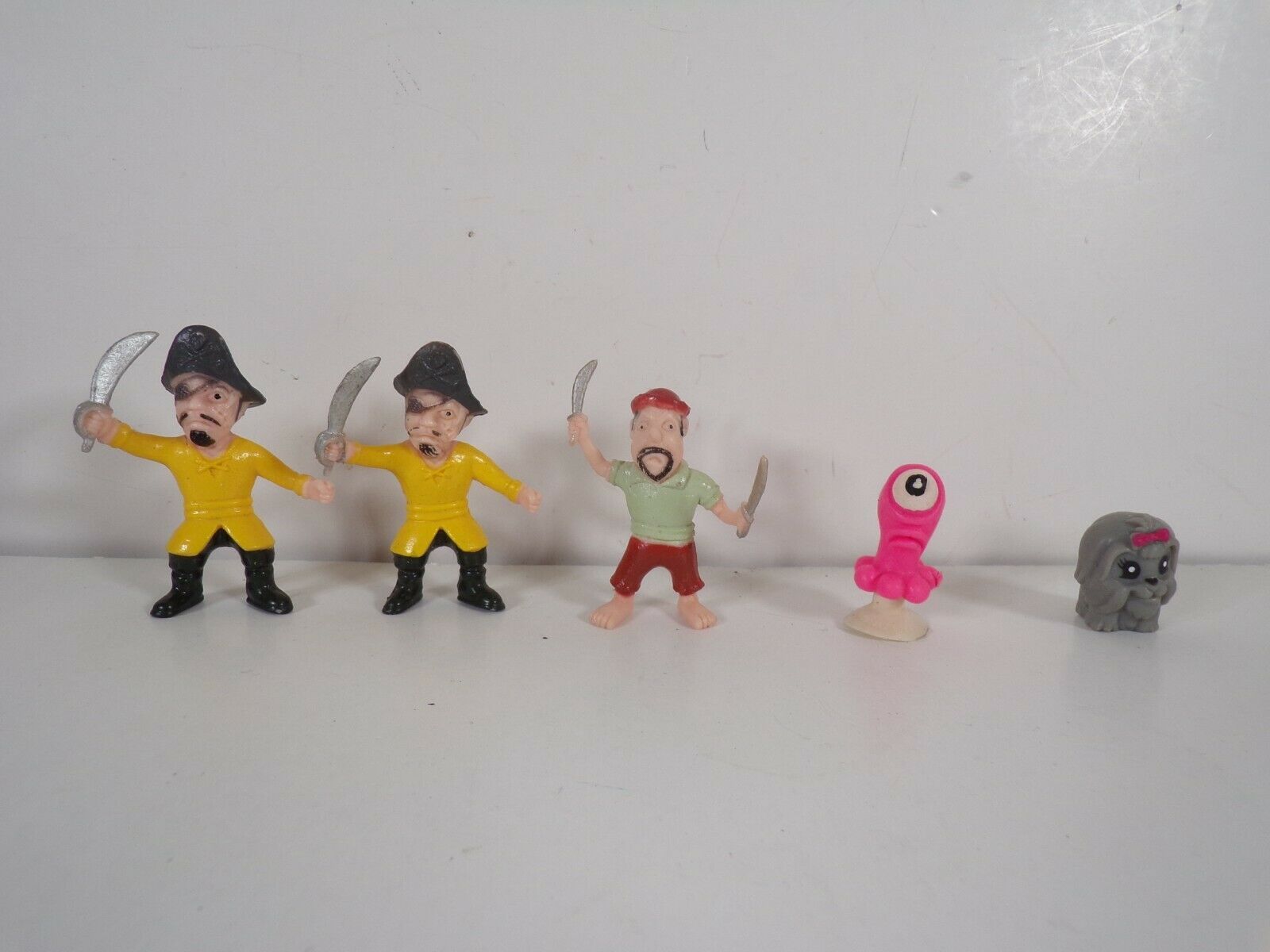25-Cent Knick Knack Toy Figure Lot: Pirates, Suction Cup Alien, Terrier ... - $4.80