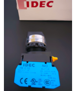 YW4S-32E20 IDEC Rotary Switch 3 Position 2NO AC/DC Spring Return From Left - $12.19 CAD