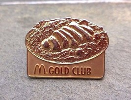 MCDONALD&#39;S GOLD CLUB Souvenir Vintage Lapel Hat Pin - $4.99