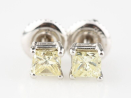 14k White Gold Princess Diamond Solitaire Earrings TCW = 0.64 Ct - £525.53 GBP