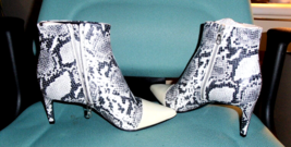 Rag and Bone Black and White Beha Snakeskin Boots Size EU39 US 9 $575.00 NEW - £117.48 GBP