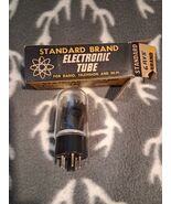 VINTAGE ELECTRONIC TUBE STANDARD BRAND 6AV5 BOXED UNTESTED - $185.72 MXN