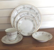 Noritake Applique 6 piece place setting Vintage Fine China Applique Patt... - £19.61 GBP