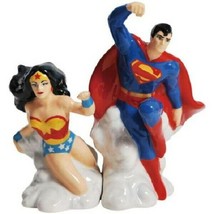 DC Comics Superman &amp; Wonder Woman Ceramic Salt &amp; Pepper Shakers Set NEW UNUSED - £49.45 GBP