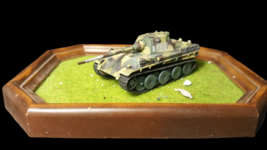 Dragon Armor 60043 Panther F &#39;221&#39; Berlin 1945 1/72 Scale Model - £28.93 GBP