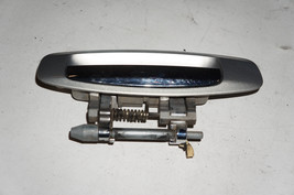 2003-2004 INFINITI G35 SEDAN RIGHT FRONT PASSENGER SIDE EXTERIOR DOOR HANDLE  image 4