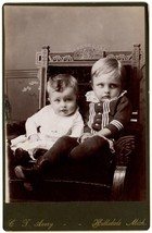 Circa 1890&#39;S Cabinet Card Adorable Siblings Grumpy Chair Ct Avery Hillsdale Mi - £7.48 GBP