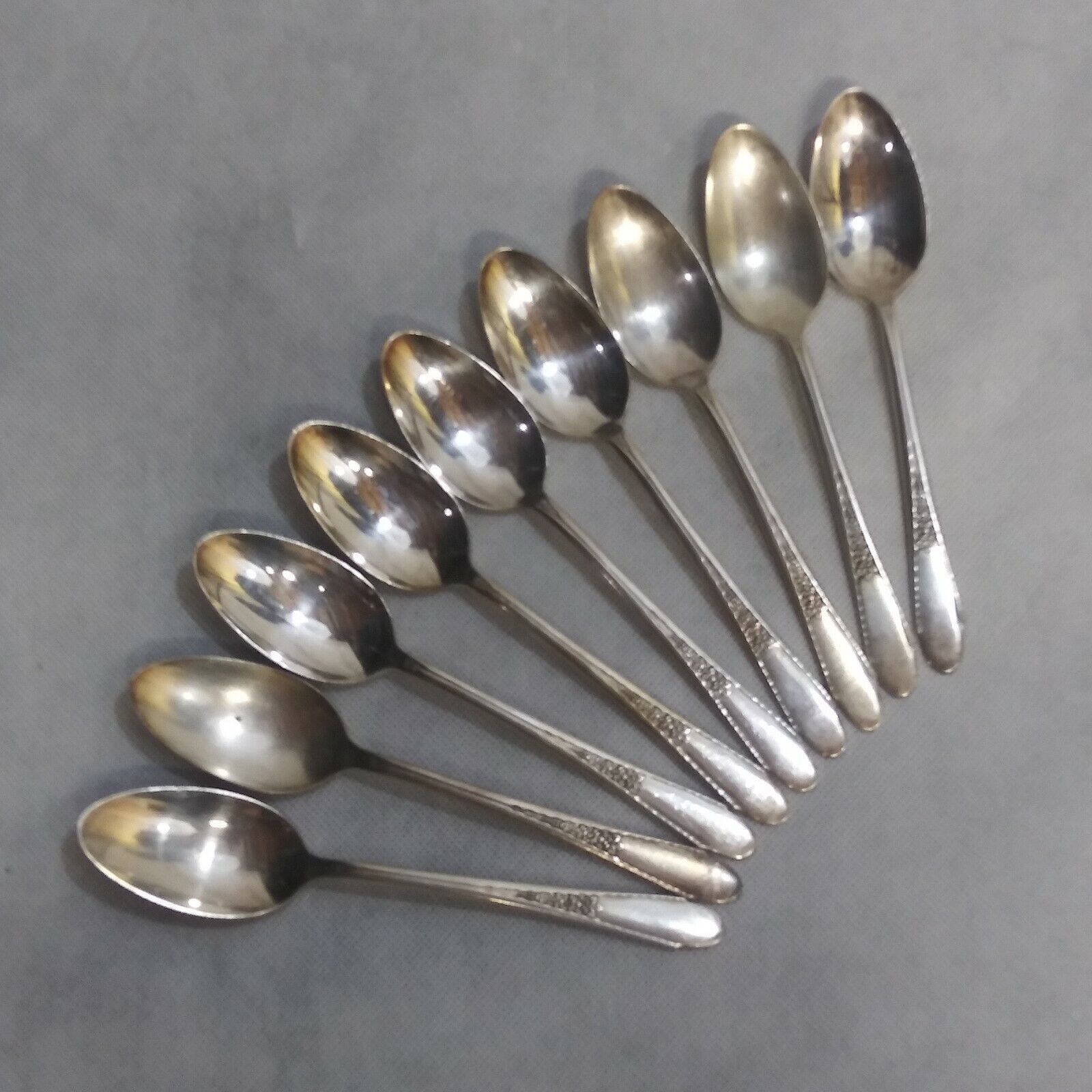 Rogers Gardenia Teaspoons 9 Silver Plated International Silver 1941 - $21.95