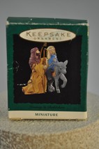 Hallmark - Journey to Bethlehem - Miniature - Classic Ornament - £11.24 GBP