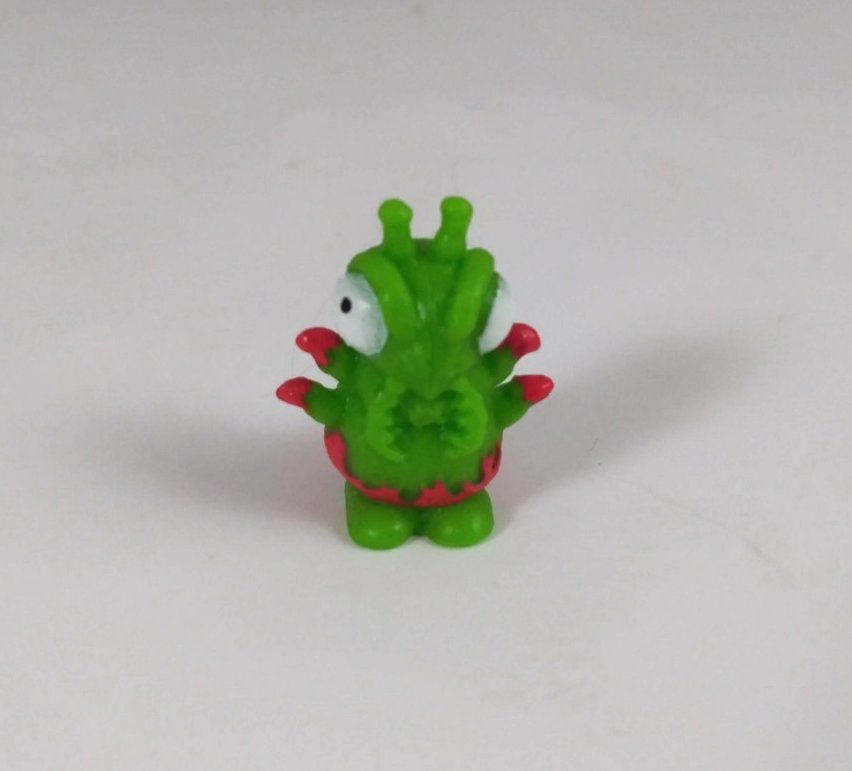 Trash Pack Series 2 Bin-Sects Green Binfire - $4.84