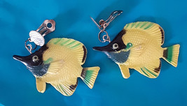 Kitschy Plastic Bright Yellow Clip-on Dangling Angler Fish Earrings Unisex Vtg - £9.34 GBP