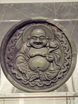 Antico Beige Buddha Ciondolo che Sostiene Un Ruyi - £74.37 GBP