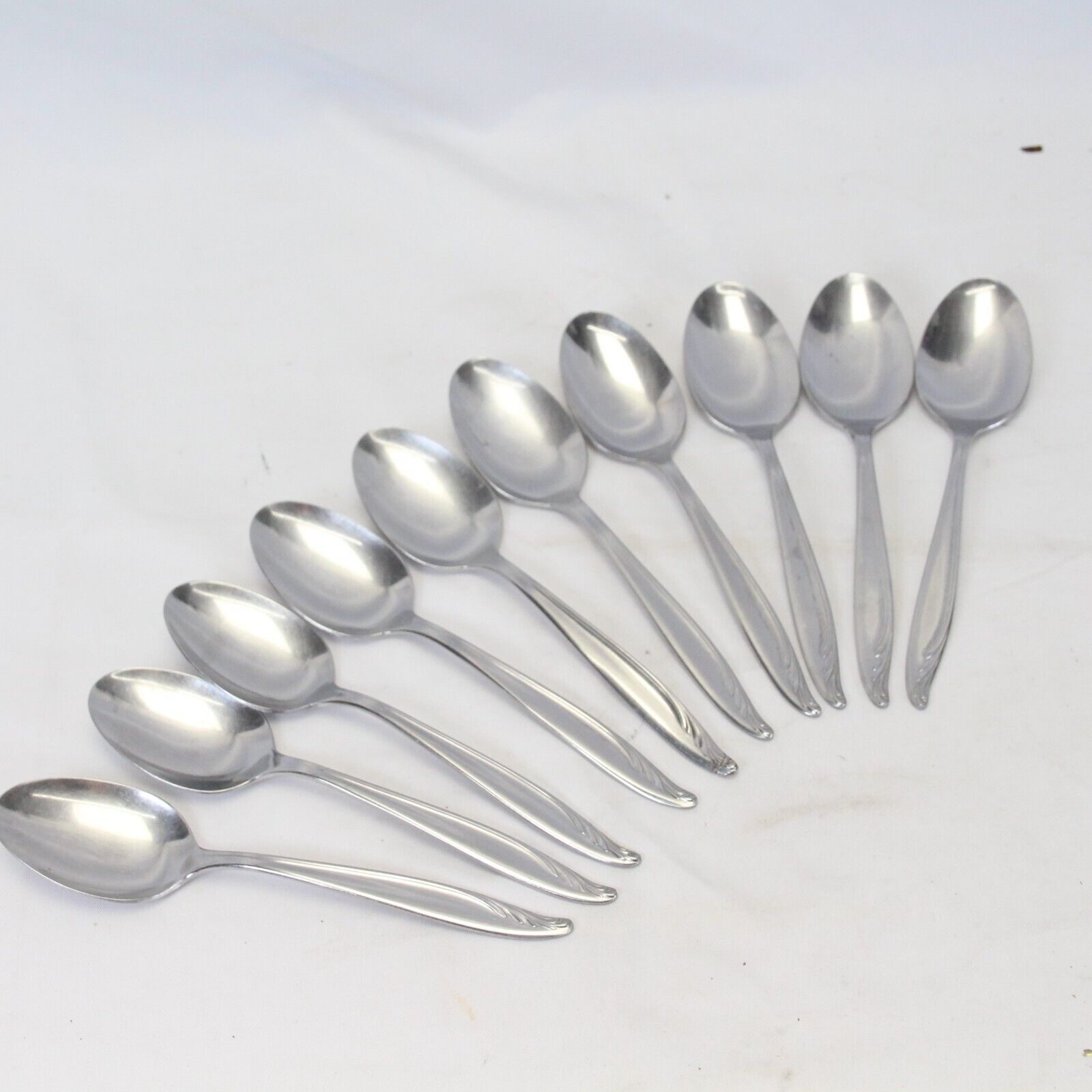 Wm Rogers Bermuda Teaspoons 6" Stainless  Lot of 10 - $15.67