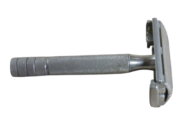 Vintage Gillette Double Edge Safety Razor - $12.37
