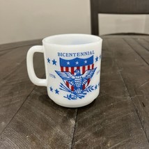 Vintage Milk Glass Bicentennial Coffee Mug USA 1776 1976 Glasbake Americana - $17.81