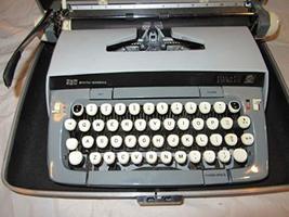 Smith Corona Galaxie Twelve XII Manual Typewriter 1973 Blue Gray - £303.71 GBP