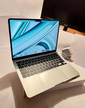 Notebook Apple MacBook Air M2 2022 13.6&quot; 8/256 A2681 Silver - £641.99 GBP