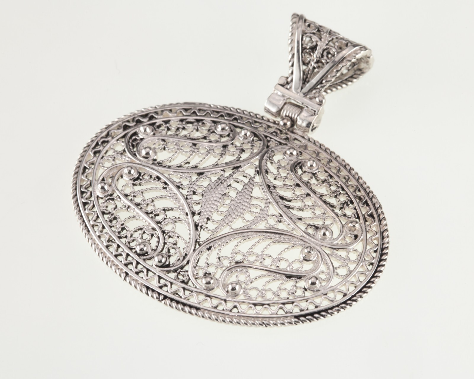 Gorgeous Filigree Sterling Silver Pendant 44 mm Wide Item image 5