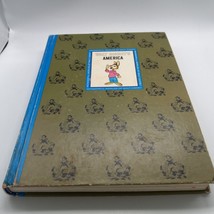 Walt Disney&#39;s America and Worlds Of Nature 1965 hardcover Books - £7.77 GBP