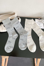 Gray Bow Knot Print Ribbed Crew Socks - $74.72 MXN