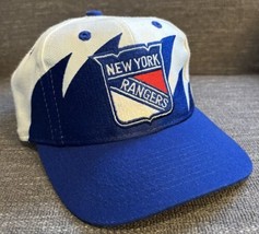 VTG New York Rangers Shark Tooth Baseball Hat Hockey Logo Athletic Snapback Cap - £136.67 GBP