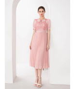 Women&#39;s Tie-neck Embroidered Puffy Cotton Pleated Midi Dress in Pink AUS... - €129,81 EUR
