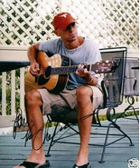 KENNY CHESNEY SIGNED AUTOGRAPHED AUTOGRAM 8x10 RP PHOTO with GUITAR TEXAS - £14.89 GBP