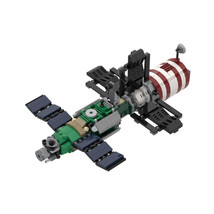 1:110 Salyut 7 DOS-6 Space Station with Kosmos 1686 Building Blocks Bricks Toys - £32.77 GBP