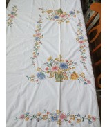 Vintage Tablecloth heavy Hand-Embroidery Floral 48 x 59 C17 - £58.97 GBP