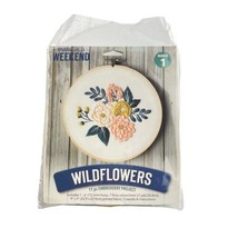 Leisure Arts Embroidery Kit  Wildflowers Hoop Frame Hoffelt Hooper  - £12.08 GBP