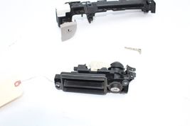 07-09 MERCEDES-BENZ W211 TRUNK LID RELEASE HANDLE GLOVE BOX LOCK W/ KEY Q9527 image 4