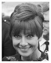 Audrey Hepburn Celebrity Actress Smiling 8X10 Photo Reprint - £6.66 GBP
