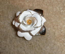 Vintage LR Signed Gold Tone Metal Enameled Leaves Rose Brooch Pin 1 1/2&quot;... - $419.20 MXN