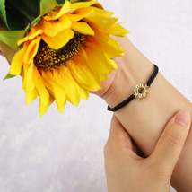 Customized Color Photo Weaving Couple Sunflower Projection Bracelet - £14.89 GBP