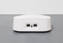eero Pro 6E Tri-Band AXE5400 Wi-Fi 6E Mesh Router - White image 5