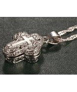 Silver-Tone Metal Alloy CROSS Pendant Necklace Locket ~ Singapore Twiste... - €25,87 EUR