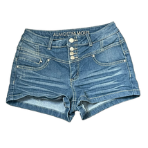Almost Famous Denim Jean Shorts Womens Size 7 Juniors Light Blue Stretch 26X3 - £12.50 GBP