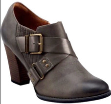 Clarks Rustic Booties Size 9 Heath Woodlark Brown Leather Buckle Stacked... - £18.61 GBP