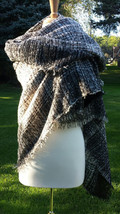 Nubby Woven Tweed Fringed Blanket Scarf / Shawl/ Wrap/ Ruana - Black/Gra... - £18.34 GBP