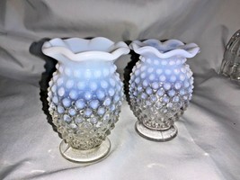 Vintage Pair of 1940’s Fenton Art Glass White Opalescent Hobnail Mini Vase - £50.76 GBP