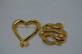 Abstract Costume Brooch Lot Heart Swirl Gold Tone Pins Monet Brooch Scar... - £30.79 GBP